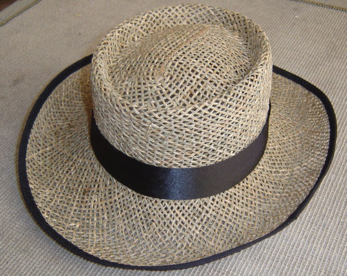 قبعات واقية من الشمس ذات حواف عريضة فارغة من القش للحماية من الأشعة فوق البنفسجية للقمح 58 سم